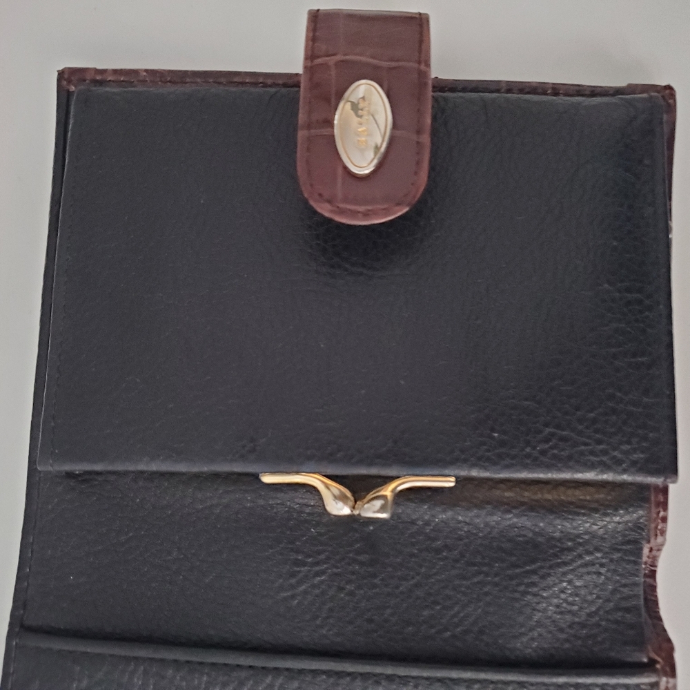 Bally Black and Brown Leather Wallet With Kiss Lock - Picture 11 of 12